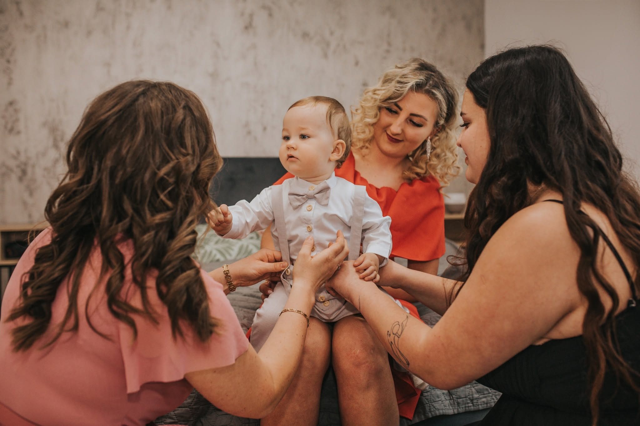 Familia împreună în ziua botezului